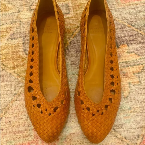 Sezane Anya Low Ballerinas in Camel, Size 8 - Picture 3 of 5